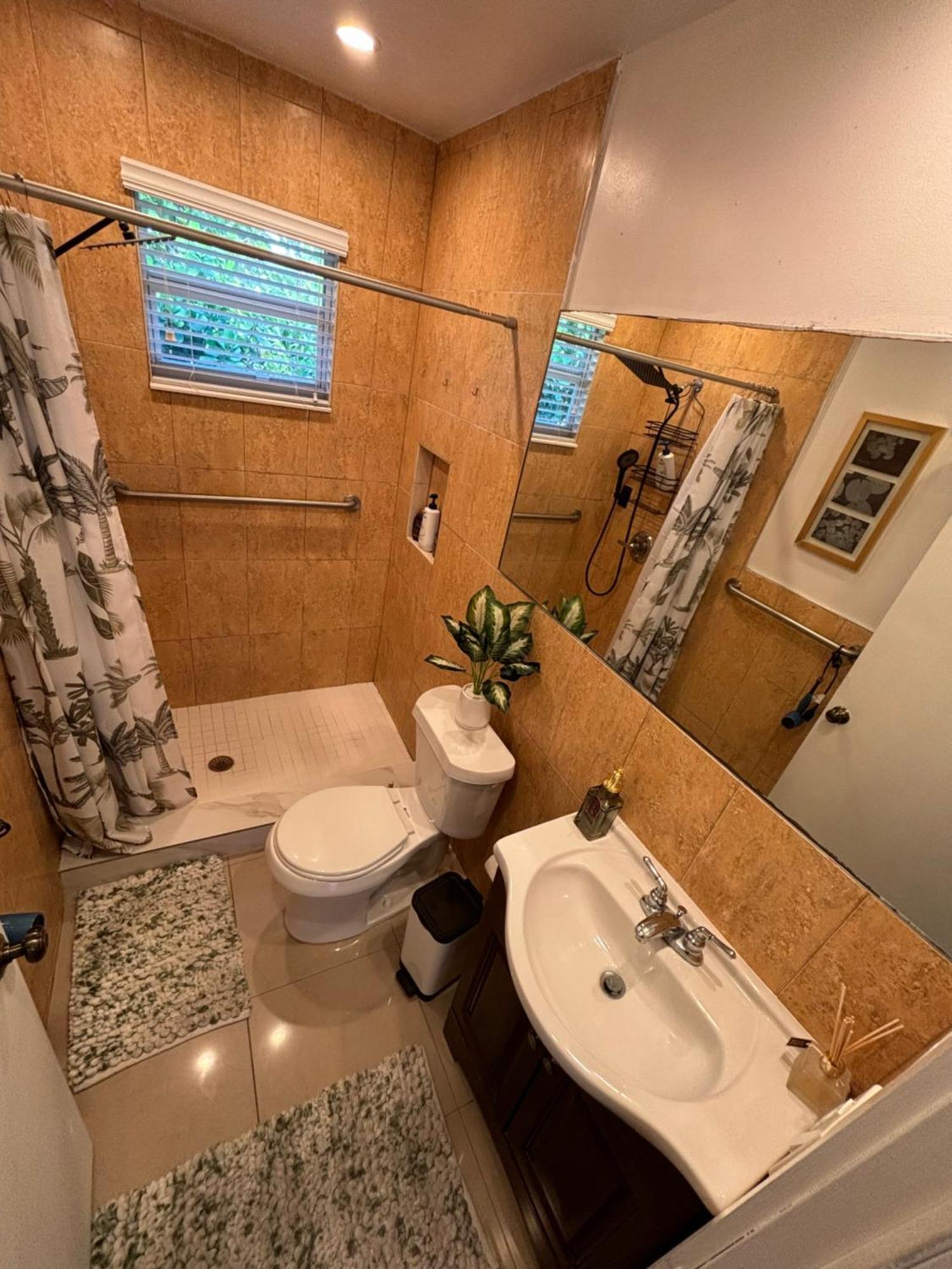 Deluxe Room In Best Location Miami In A 2 Bedrooms Unit - Parking, Laundry And Luggage Storage Екстериор снимка